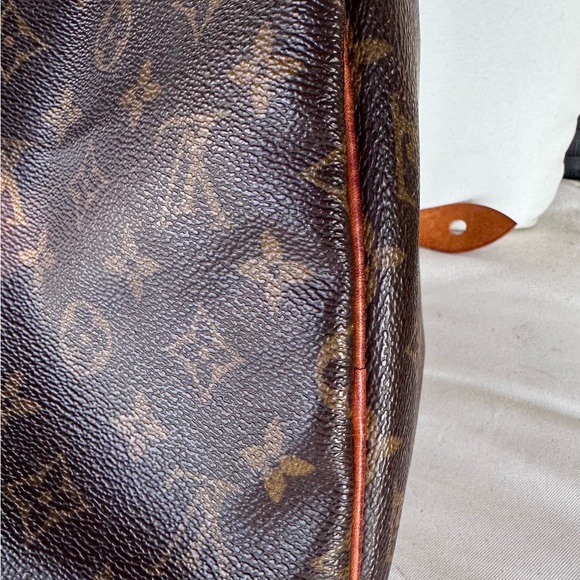 Louis Vuitton Brown Monogram Travel Bag - Picture 12 of 15
